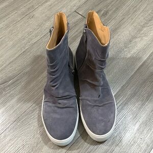 J/Slides Nila Gray Suede Women’s Chunky Platform Boots size 9